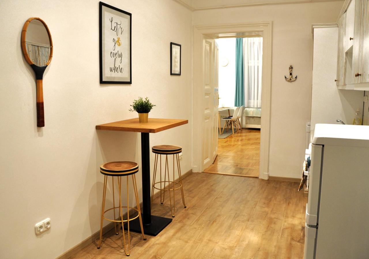 Cozy Design Home - Near Keleti & Citypark Budapest Exterior foto